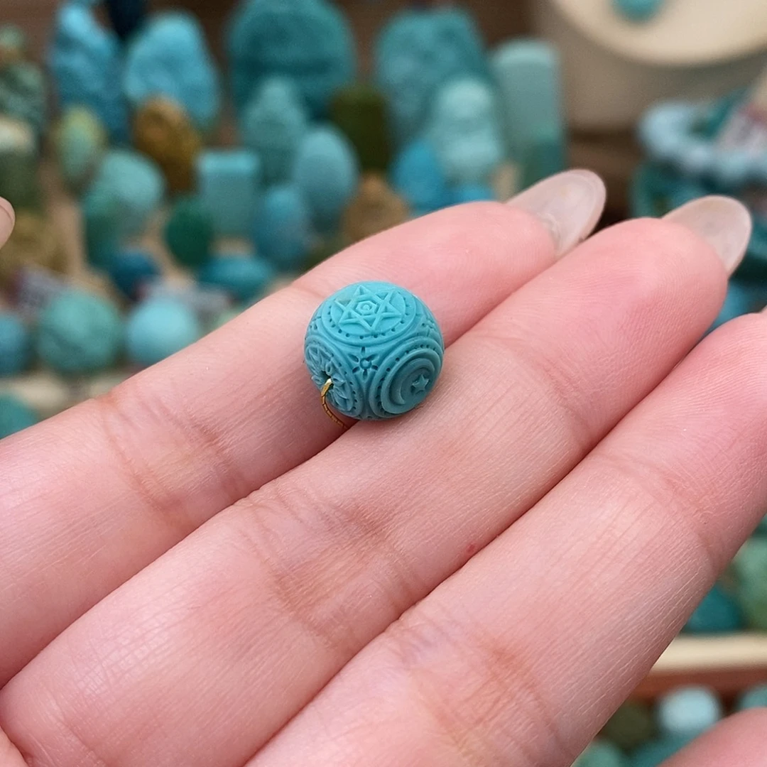 未镶嵌绿松石珠宝奇石