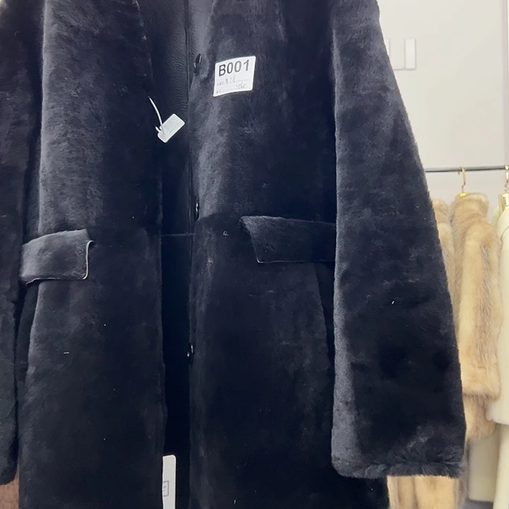 恒玖新款女装外套001
