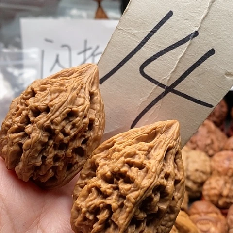 桃核吊坠那*年核桃的营养价值