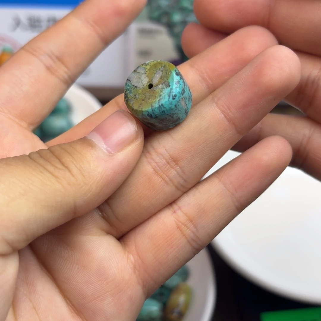 南红玛瑙未镶嵌绿松石