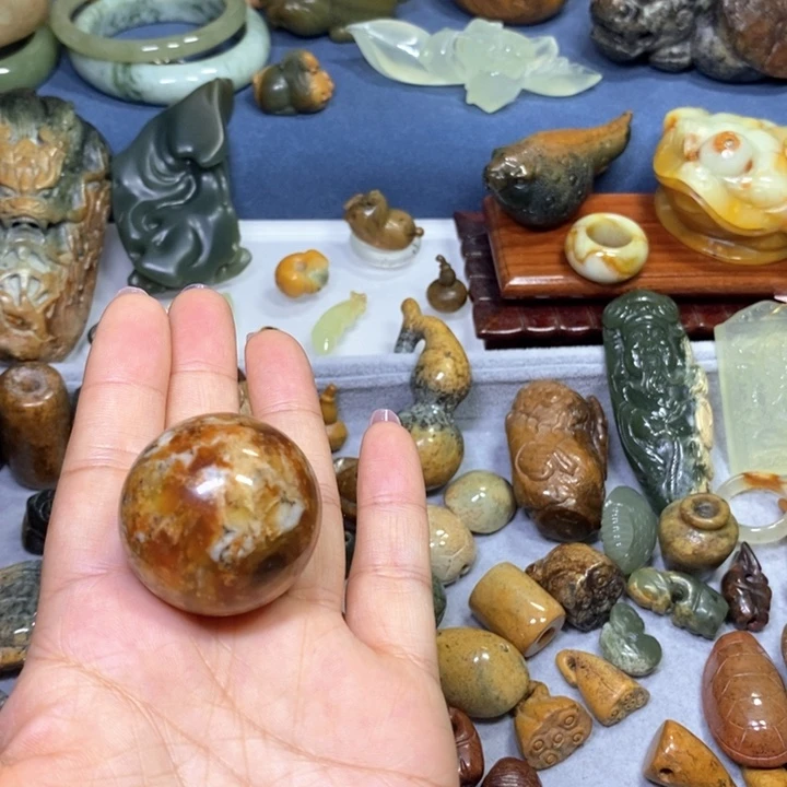 蛇纹石玉未镶嵌花玉