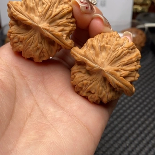 文玩核桃吊坠43全品天地