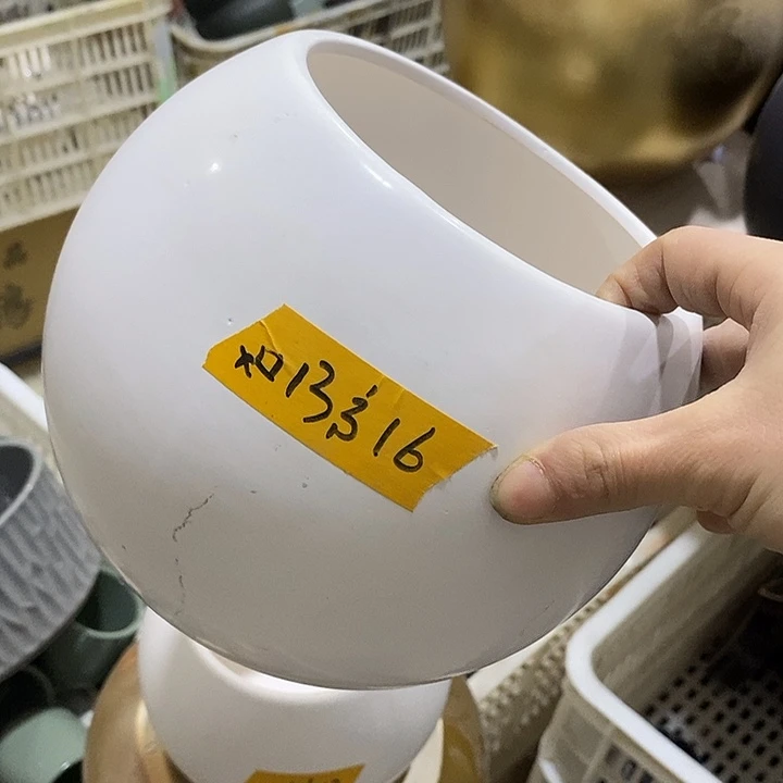 陶摆件陶盆有孔 瑕疵介意勿拍