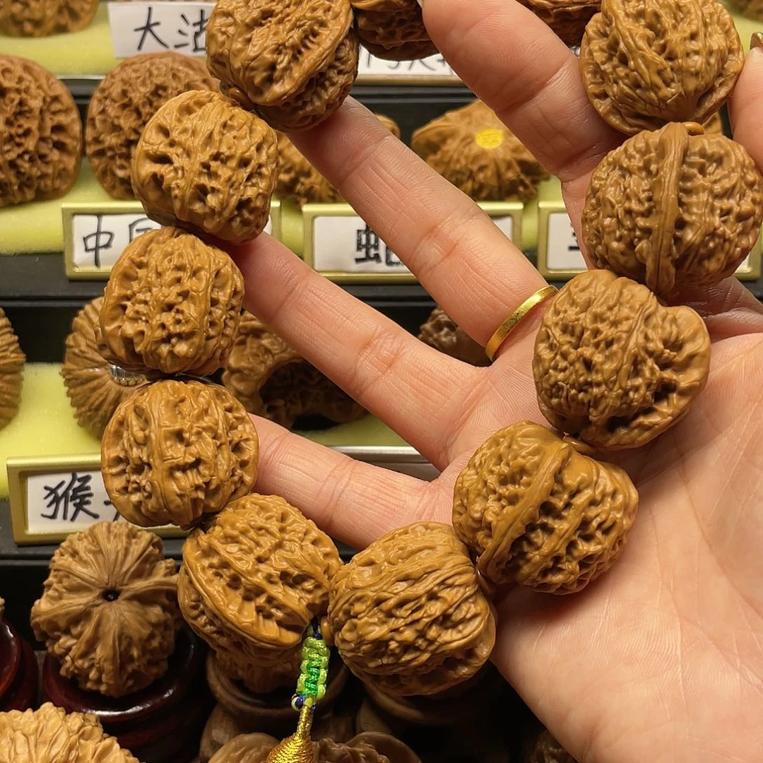 【闪购商品】吊坠文玩核桃狮子头手持30