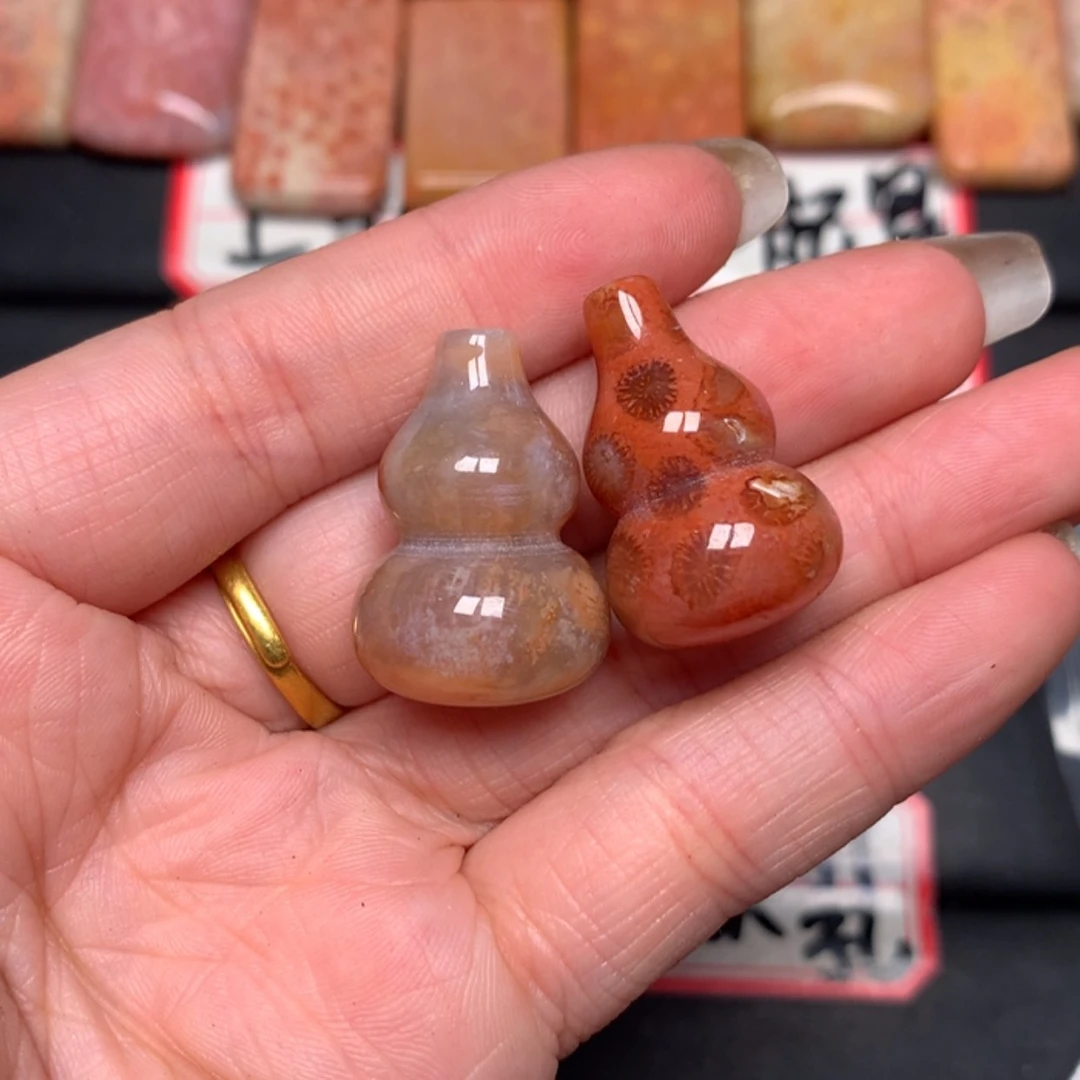 【闪购商品】硅化玉颈饰未镶嵌d****a