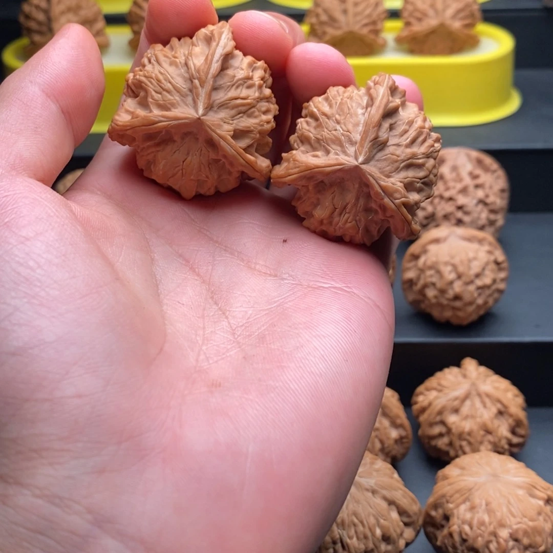 把件文玩核桃盘山三棱39