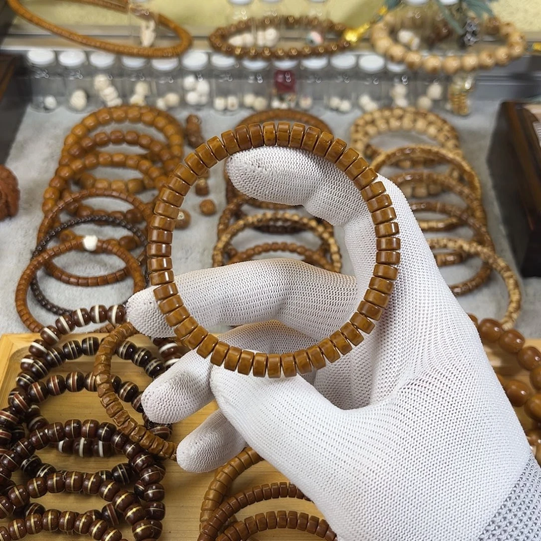 1***9紫金鼠手串黄金甲鼠片