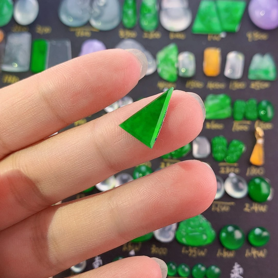 翡翠未镶嵌颈饰纯天然翡翠a货