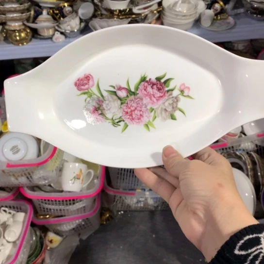 瓷片陶瓷盘子长27厘米宽15厘米