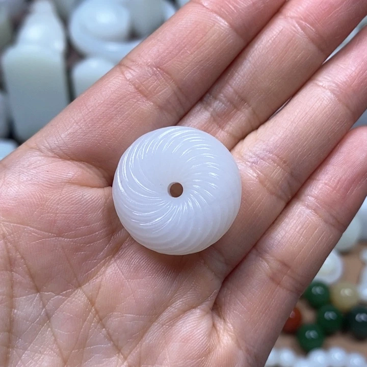 和田玉挂件未镶嵌