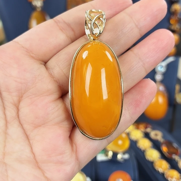 琥珀银S925镀金镶嵌颈饰