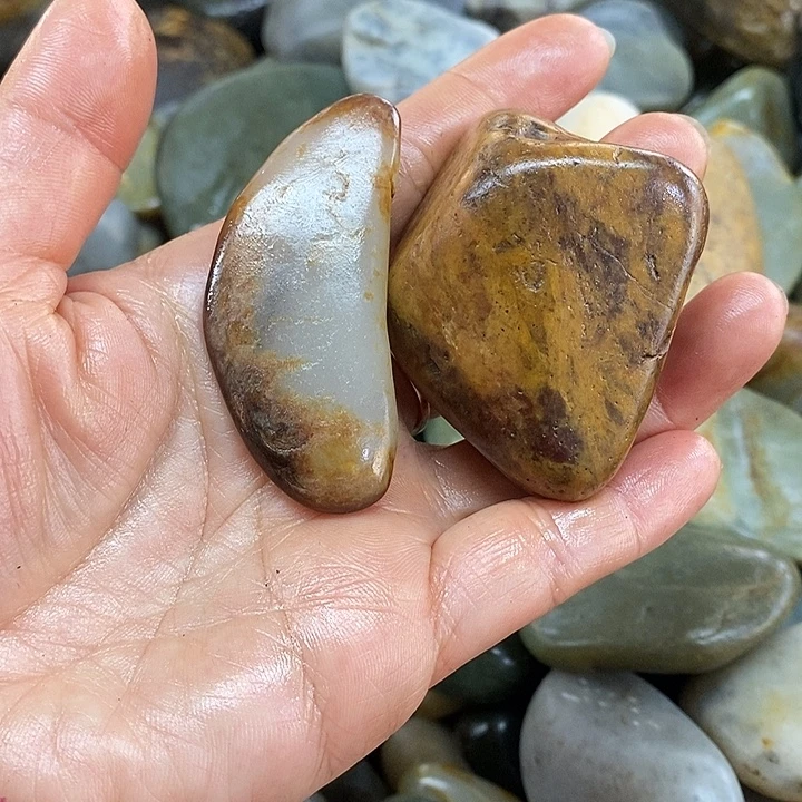 寒***隐和田玉未镶嵌挂件