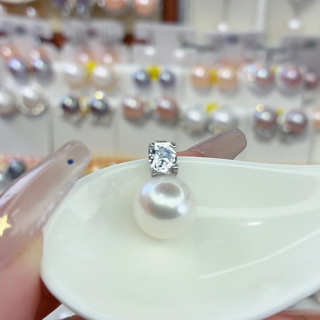 合金淡水珍珠颈饰