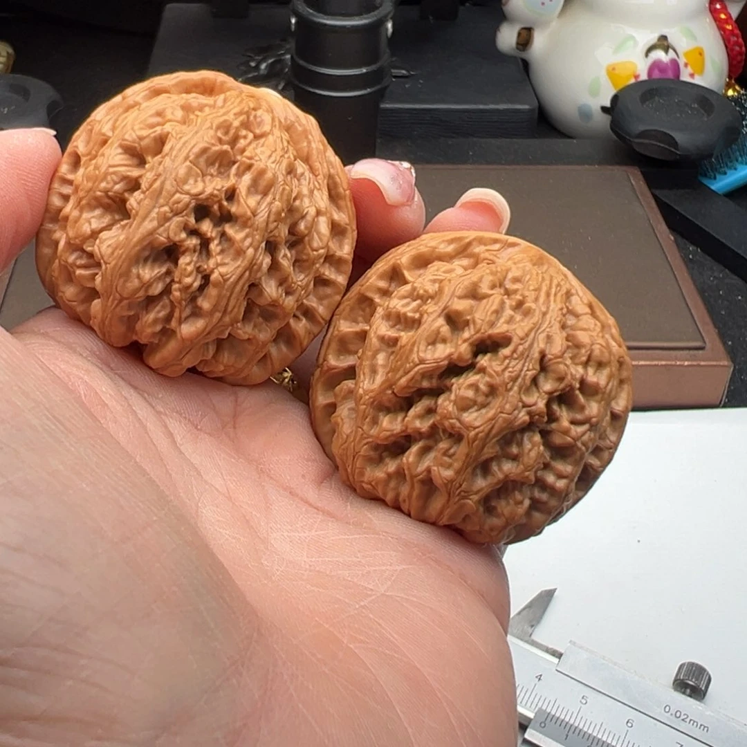 文玩核桃把件粗筋43