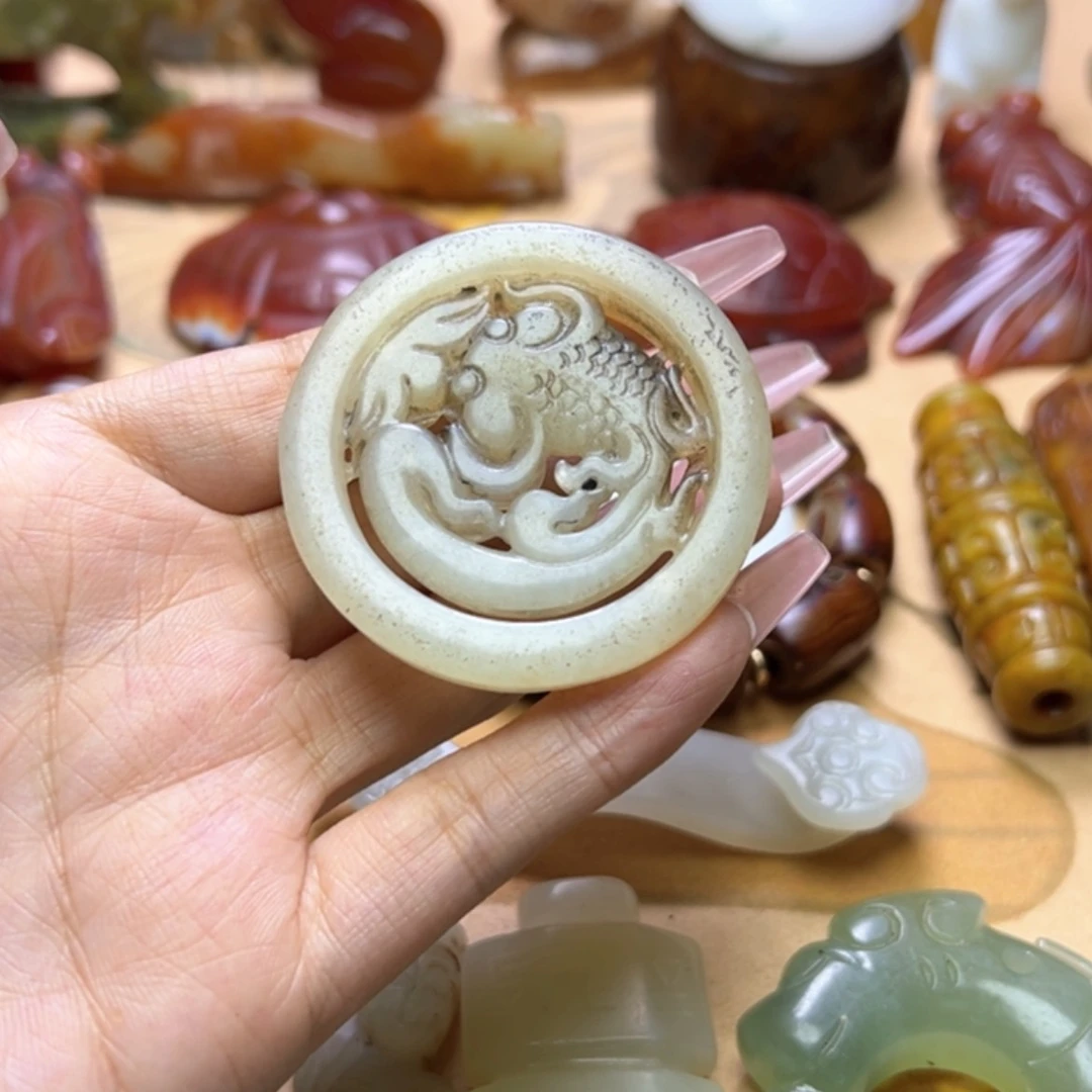 【闪购商品】蛇纹石玉颈饰未镶嵌