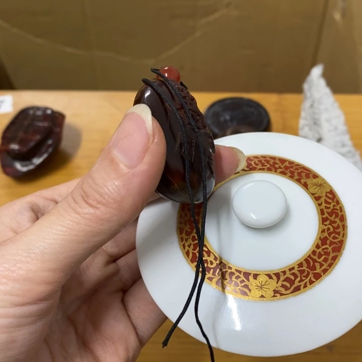 瓷片哈中古工艺品一件