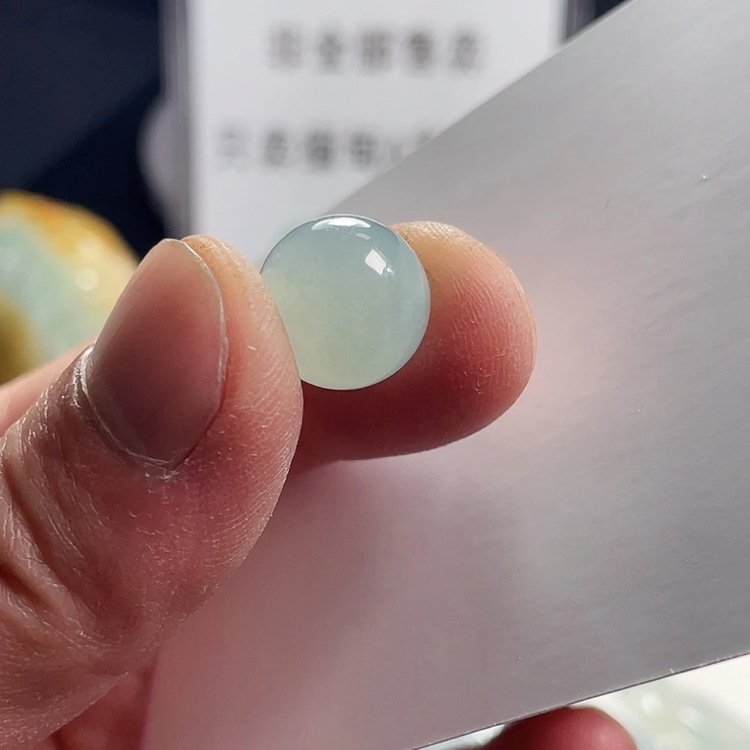 翡翠未镶嵌颈饰带****＆缅甸天然A货翡翠