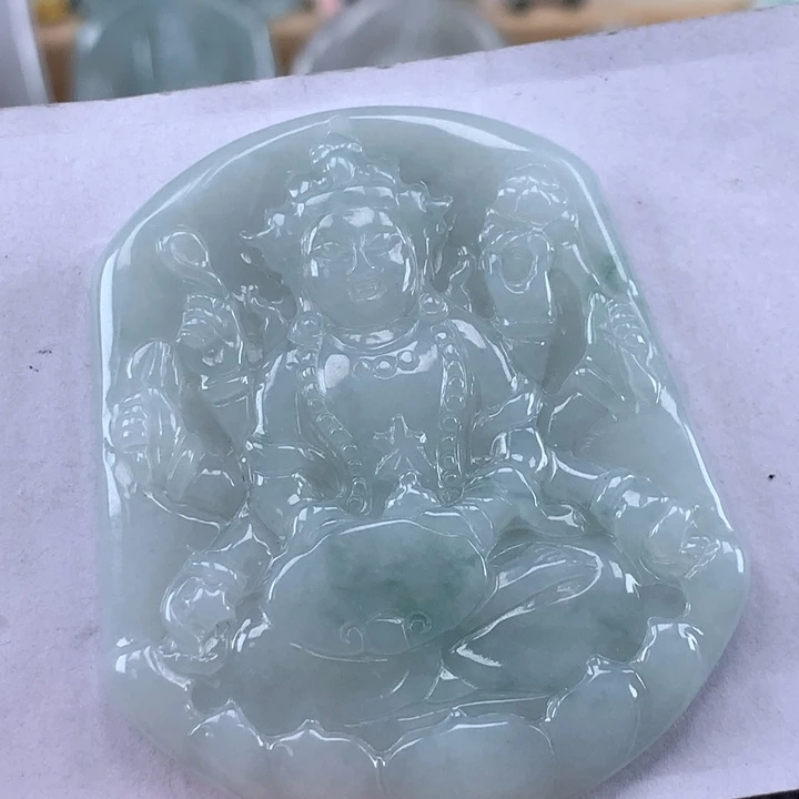颈饰未镶嵌翡翠千手观音吊坠