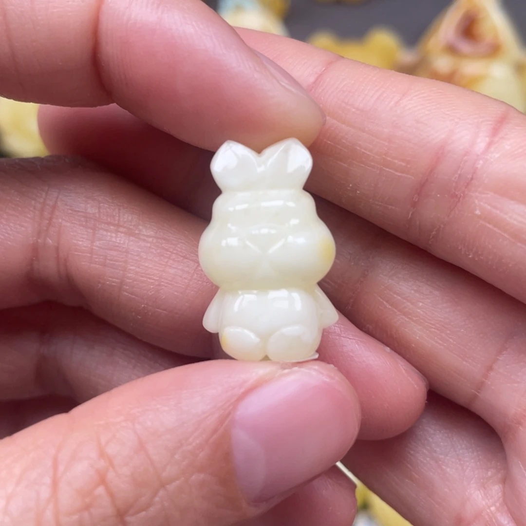 未镶嵌琥珀裸石蜜蜡