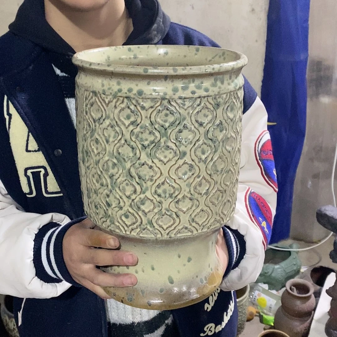 紫砂花盆瑕疵20/30fuj h g