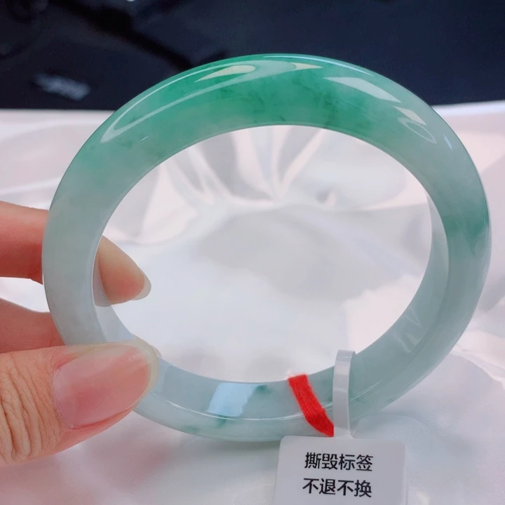 翡翠未镶嵌手镯63圈