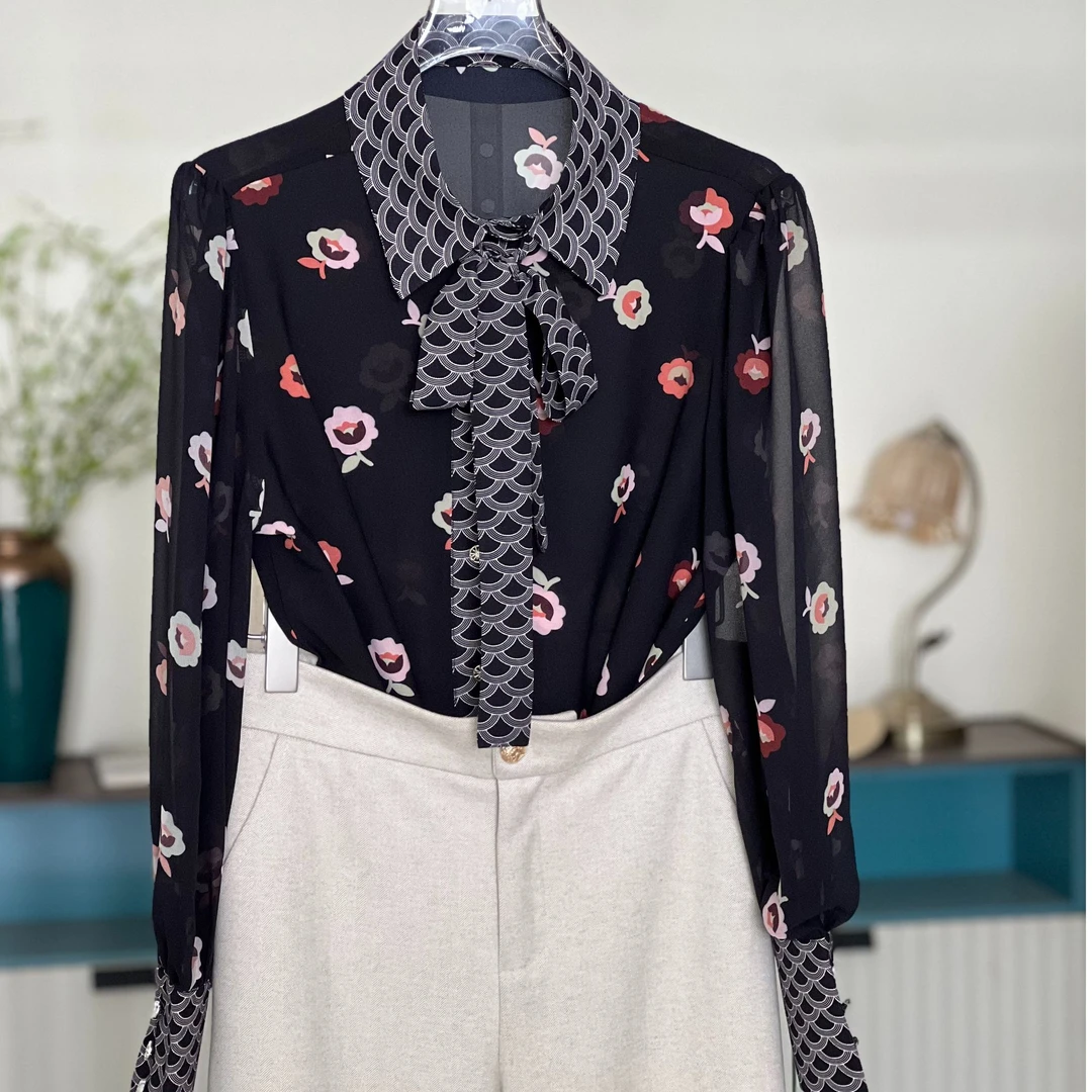 【般般入画】显瘦时尚复古印花春季设计感气质休闲百搭女士衬衫