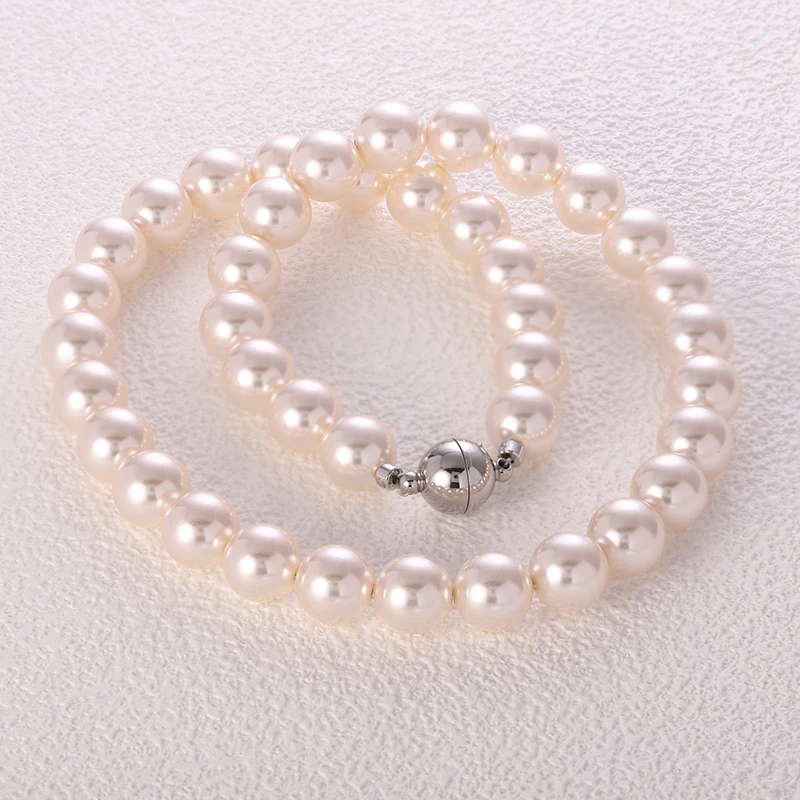 铜合金项链 施家珠珠项链暖白气质轻奢百搭简约优雅锁骨链秋冬款