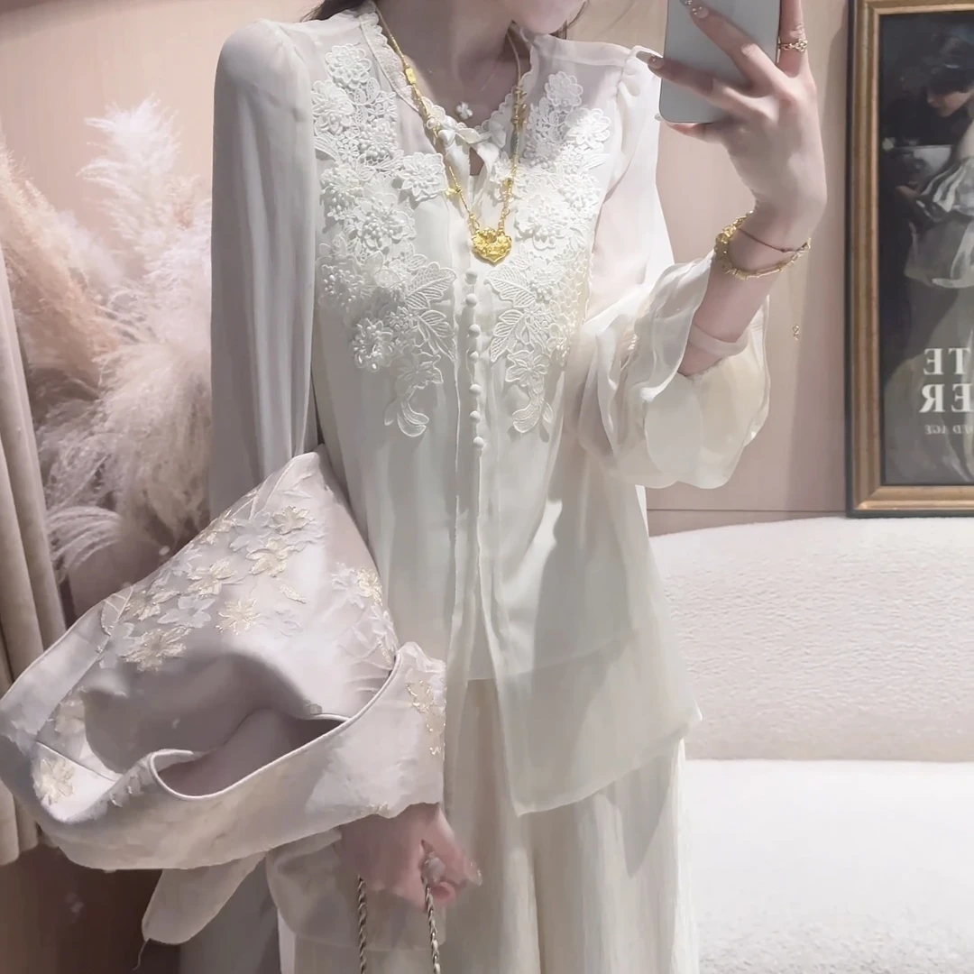 【婷婷】《栩栩如春》重工刺绣温柔百搭衬衫 TTM2SC086【Q】