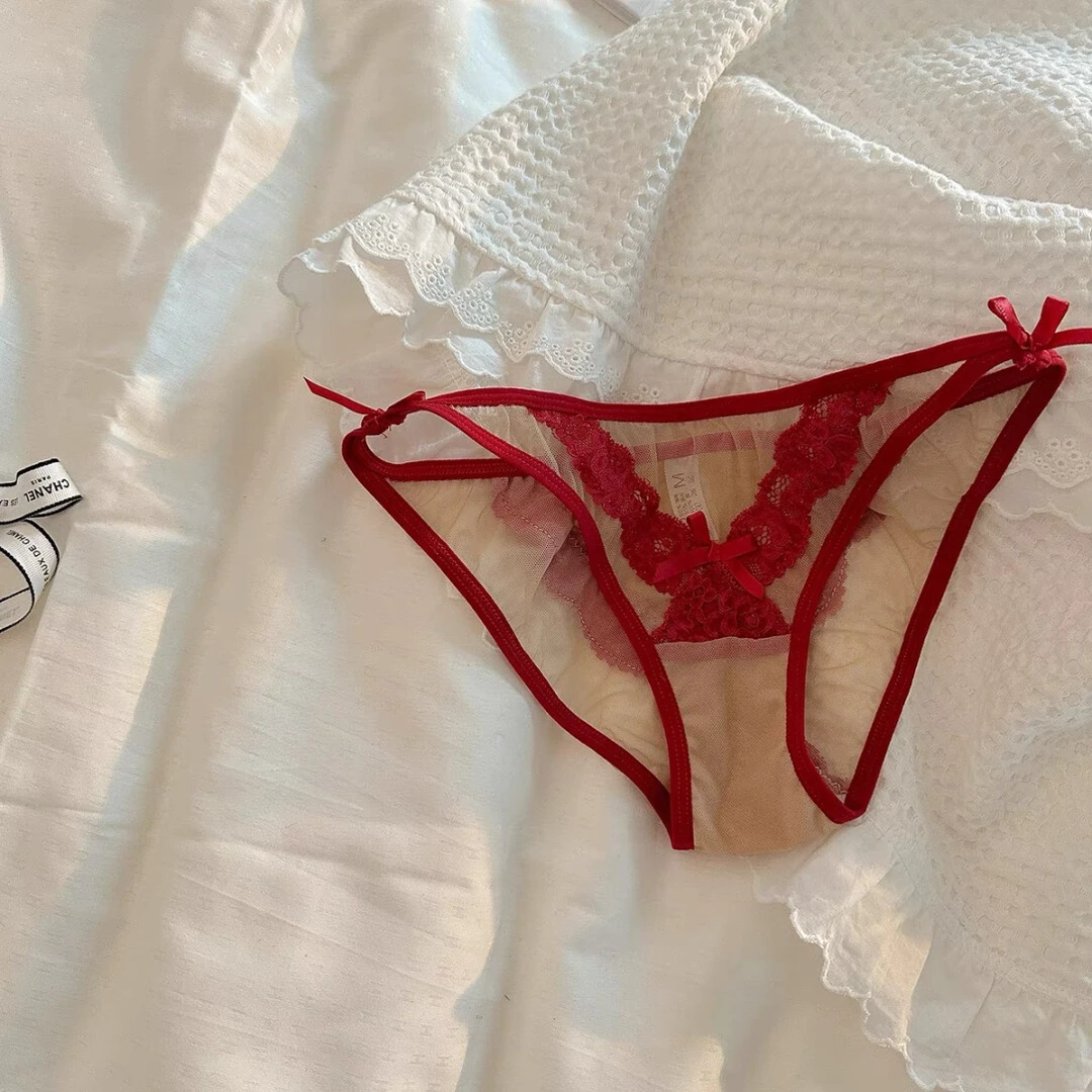 心动俘获～法式性感蕾丝低腰透气纯欲本命年红色少女内裤
