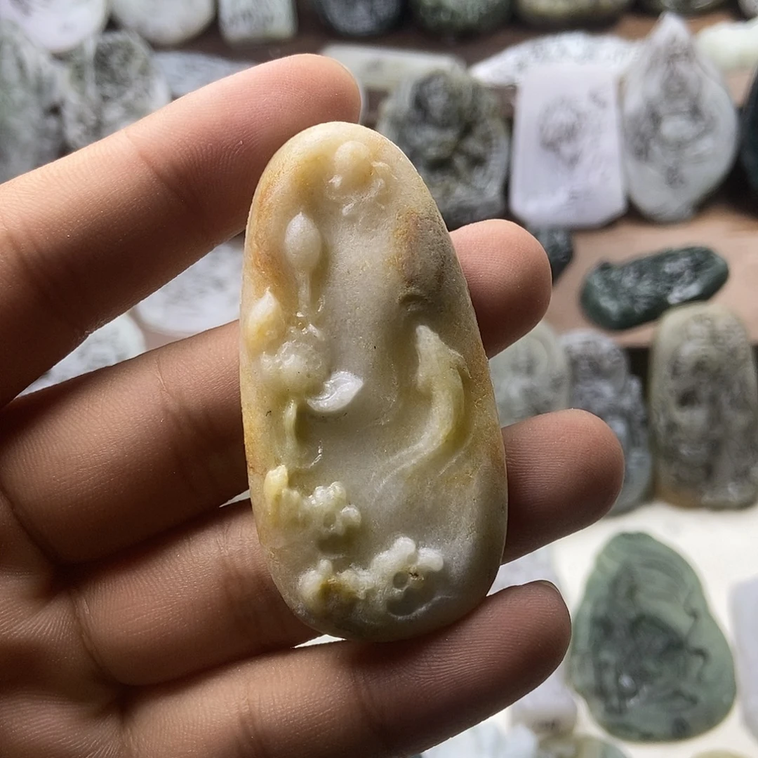 定制翡翠未镶嵌翡翠