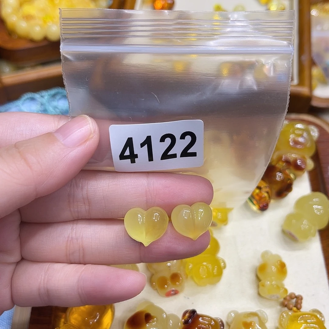 果***斯琥珀未镶嵌珠宝奇石