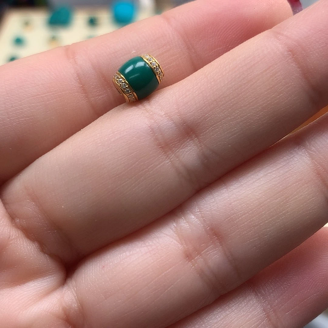 绿松石配饰18K金镶嵌