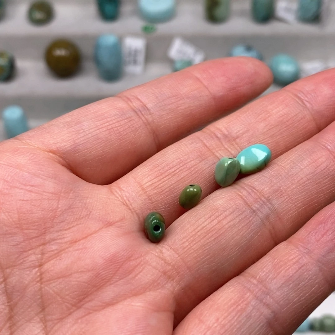 南红玛瑙未镶嵌珠宝奇石小****$