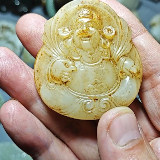 颈饰未镶嵌和田玉