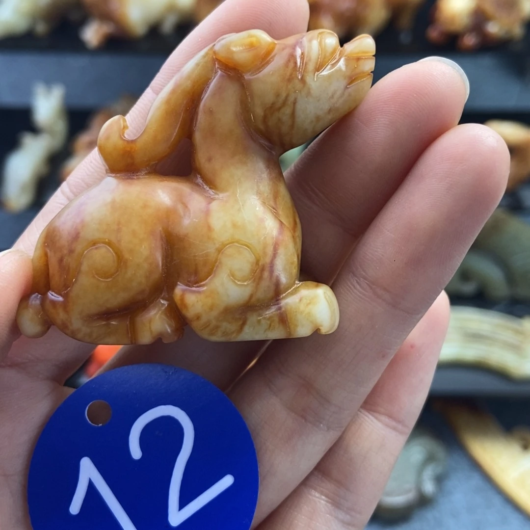 和田玉（糖玉）未镶嵌颈饰