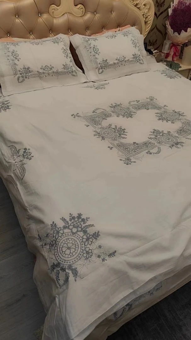 2025棉纯白刺绣三件套十字绣被套床单枕套靠垫西式婚庆床上用品