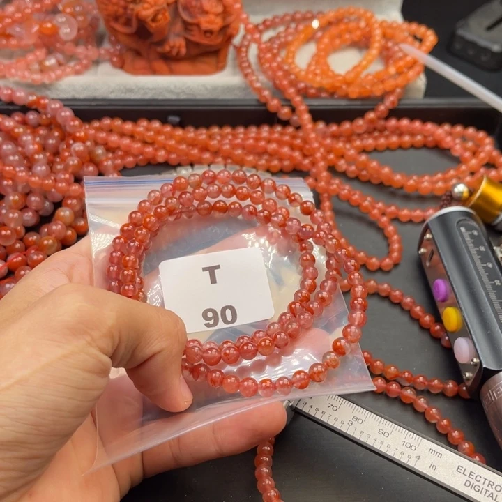 南红玛瑙未镶嵌多样性发货默认微瑕称重6mm