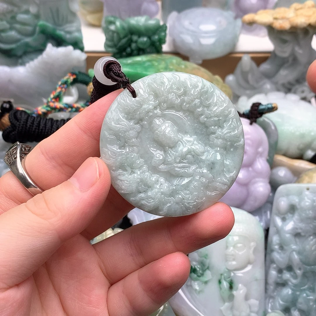 吊坠(不含链)未镶嵌翡翠