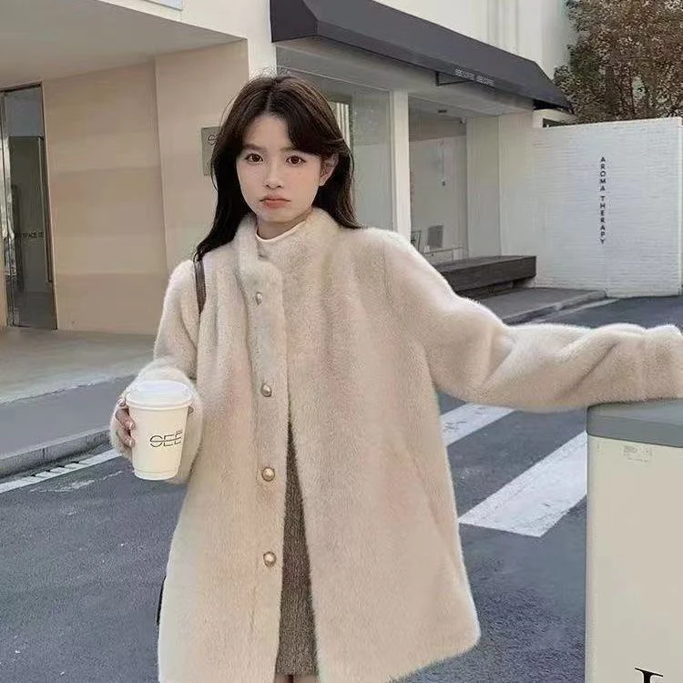 单排扣设计，外套2024秋冬新美拉德加厚中长款环保毛毛大衣