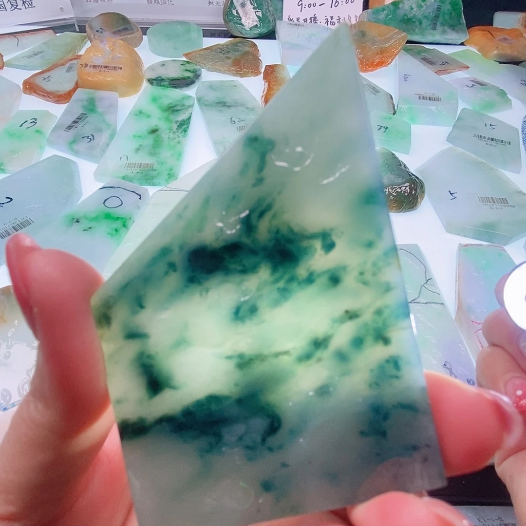 定制翡翠未镶嵌定制翡翠未镶嵌