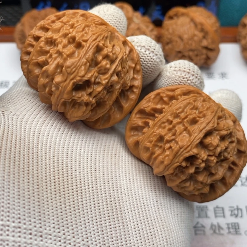 【闪购商品】吊坠文玩核桃巴*嘿22白狮子