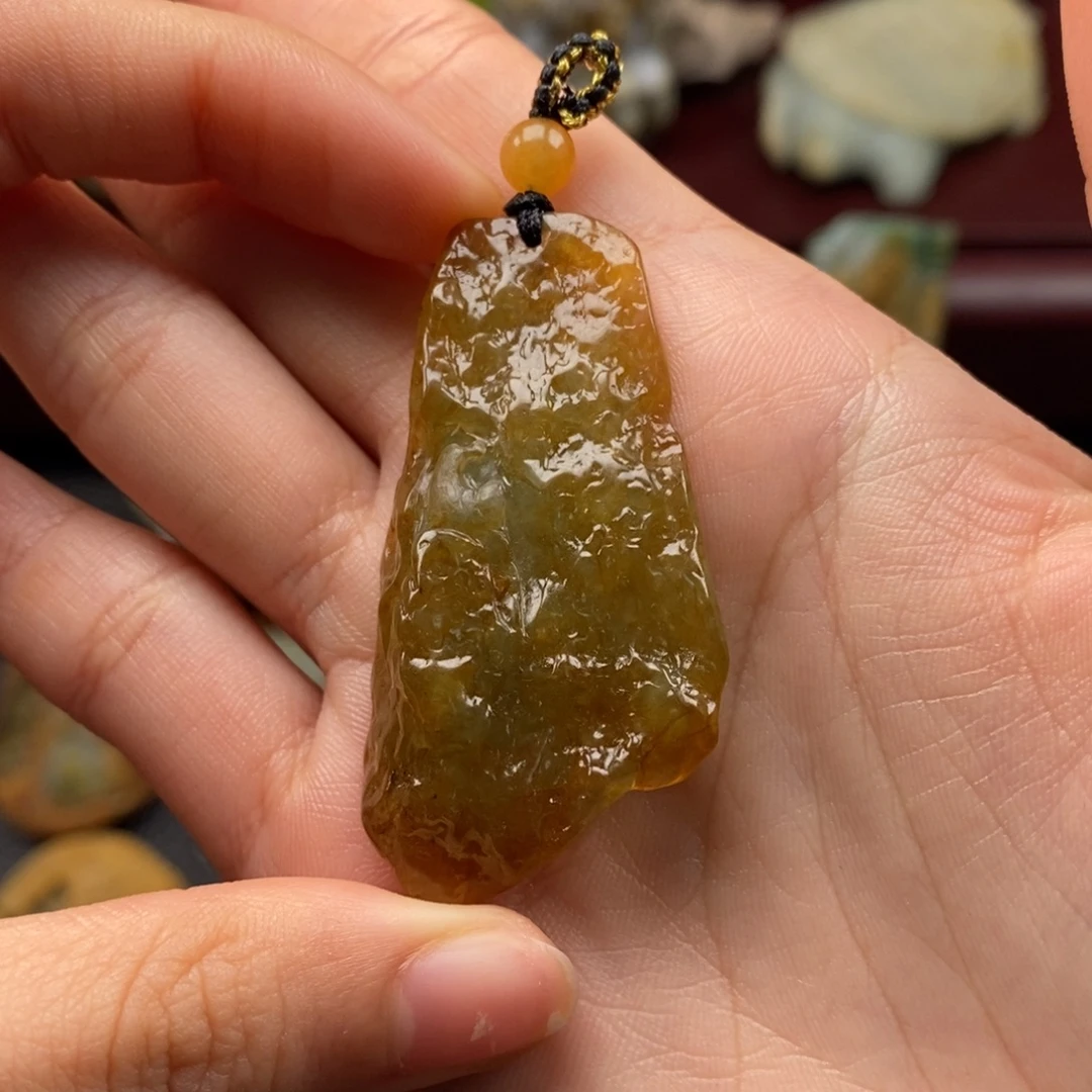 L***l定制翡翠未镶嵌天然缅料a货翡翠