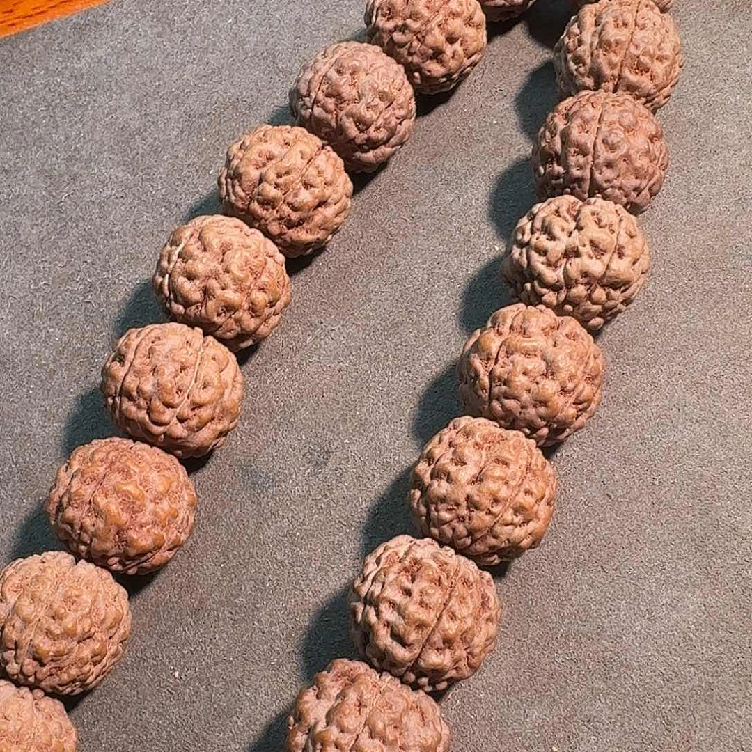 看***头吊坠金刚菩提跳跳龙手持