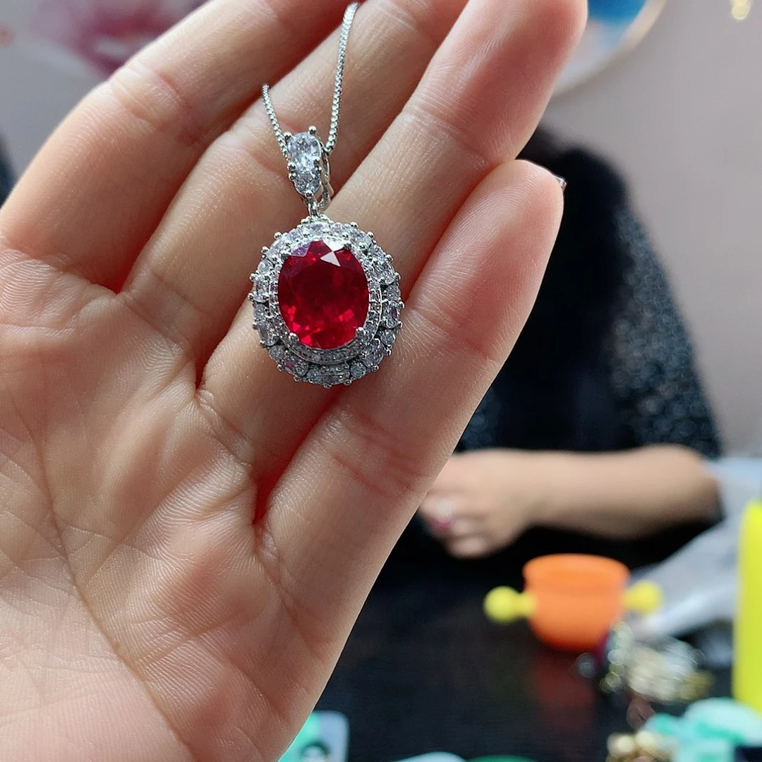 【闪购商品】红宝石吊坠(赠链)未镶嵌