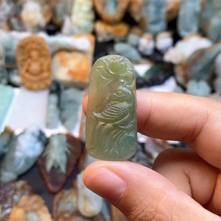 定制翡翠未镶嵌特色83