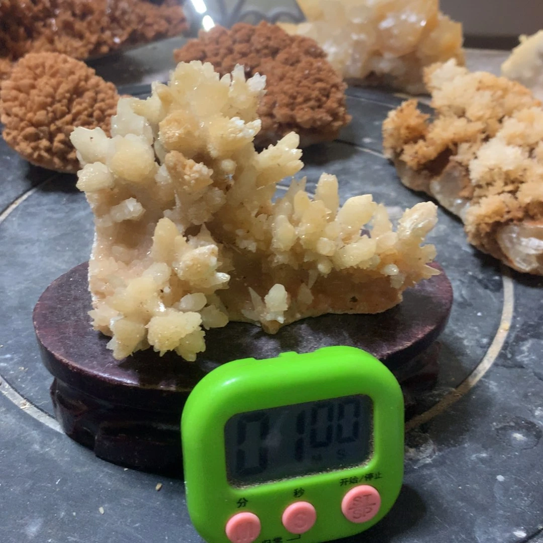 潇***人纯天然钟乳石质地