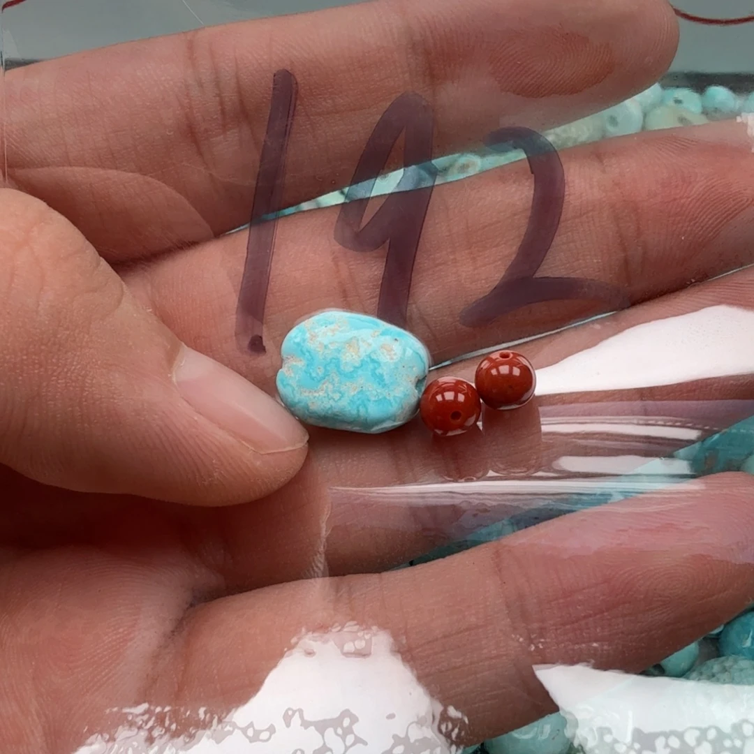 南红玛瑙未镶嵌珠宝奇石