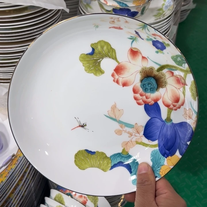 瓷片荷塘八寸深盘四个