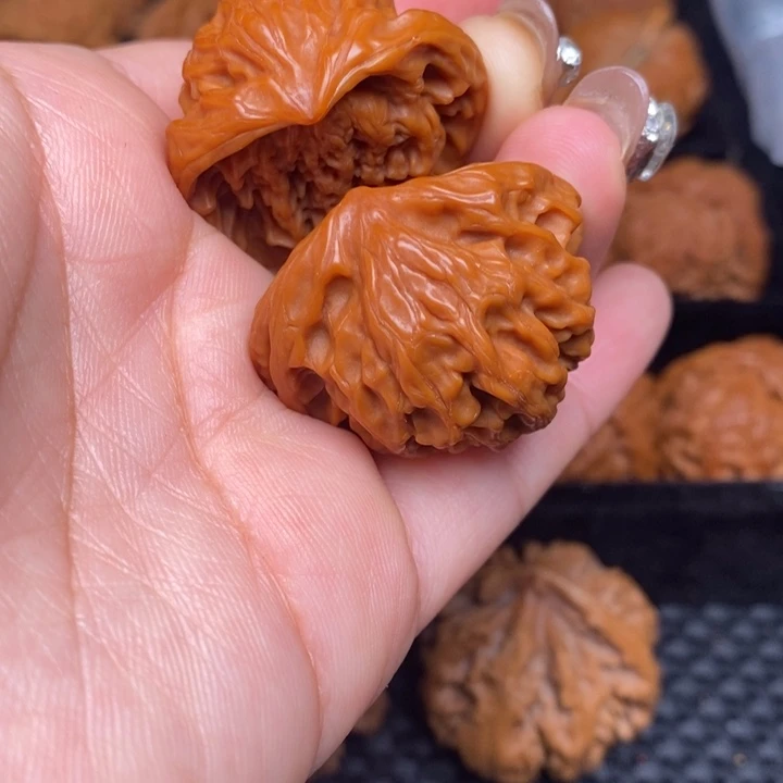 秦岭野生文玩核桃43