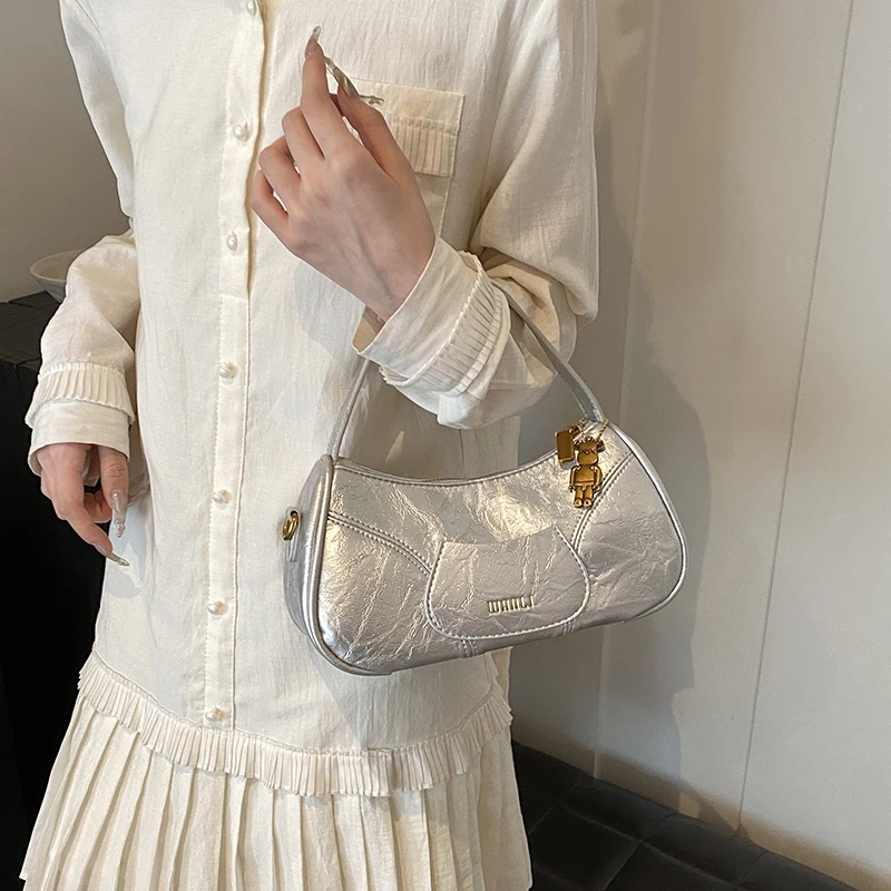 女包2025新款时尚质感洋气简约韩版纯色百搭小众设计单肩斜跨包包